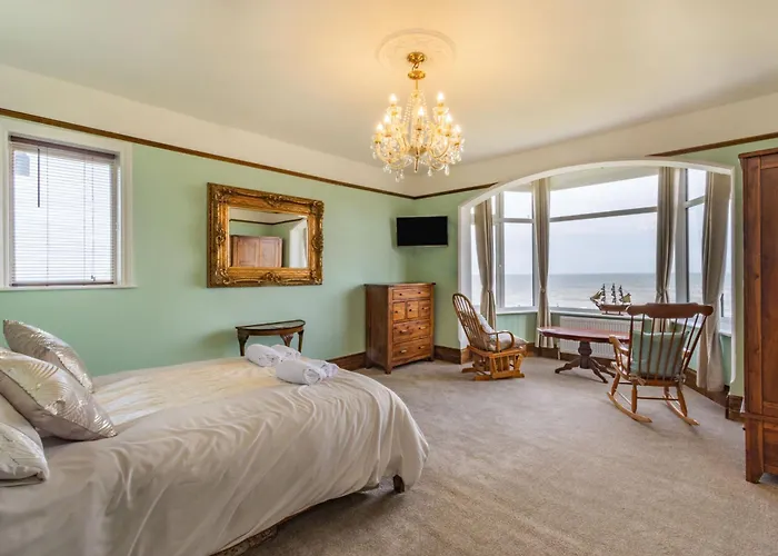 Beachside Apartment